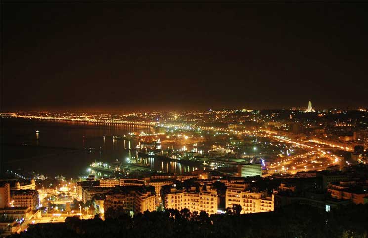 صور مساجد رائعة في الليل الجزائر